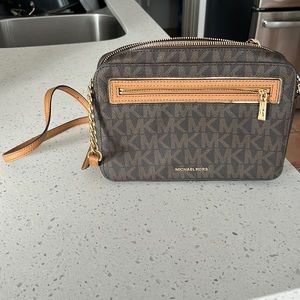 Brown Michael Kors crossbody bag